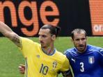 giorgio-chiellini-dan-zlatan-ibrahimovic_20160618_165221.jpg