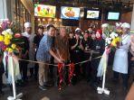 grand-opening503245956210.jpg