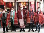 gubernur-sulut-olly-dondokambey-ketua-bpms-gmim-pdt-dr-hein-arina-dan-bupati-minahasa-roy-roring.jpg