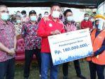 gubernur-sulut-olly-dondokambey-meletakan-batu-pertama-pembangunan-sarana-hunian-pariwisata-35753.jpg