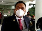 gubernur-sulut-olly-dondokambey-saat-diwawancarai-awak-media.jpg
