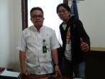 hakim-ad-hoc-pn-manado-wenny-nanda-bersama-personel-jmh_20180421_141002.jpg