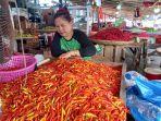 harga-cabai-di-pasar-bersehati-kota-manado-melonjak-setengah90.jpg