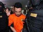 haris-simamora-tersangka-pembunuhan-satu-keluarga-di-bekasi.jpg