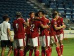 hasil-laga-indonesia-vs-thailand-evan-dimas-dan-kadek-agung-cetak-gol-imbangi-thailand1.jpg