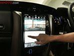 head-unit-jumbo-model-tesla-di-toyota-fortuner.jpg