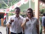 hjp-dan-istri-usai-mencoblos-pilwako_20160217_183144.jpg