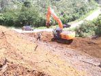 hutan-produksi-terbatas-di-desa-mooat-dirusak-alat-berat.jpg