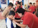 iai-gelar-pengobatan-mata-gratis-di-hari-apoteker-altje-dondokmbey-imbau-warga-sering-periksa-mata.jpg