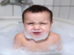 ilustrasi-bayi-mandi_20170122_115549.jpg