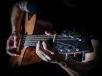 ilustrasi-gitar-chord-gitar-dan-lirik-lagu.jpg