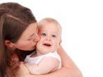ilustrasi-mencium-bayi.jpg