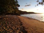 indahnya-pantai-mangatasik-di-sulawesi-utara.jpg