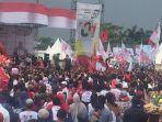 inul-saat-memeriahkan-sebuah-kampanye.jpg