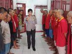 ipada-betsy-lumi-rayakan-hut-di-penjara.jpg