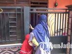 istri-adm-dibebaskan-rumah-kontrakan-adm-didatangi-banyak-tamu.jpg