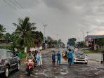 jalan-sh-sarundajang-rusak-di-bitung.jpg