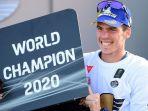 joan-mir-mengunci-gelar-juara-dunia-motogp-2020.jpg