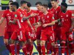 joshua-kimmich-merayakan-gol-bersama-rekan-satu-timnya.jpg