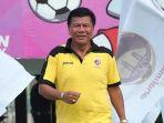 kabar-coach-benny-dollo-bendol-sakit-dirawat-di-rs-sendirian-tanpa-didampingi-keluarga3.jpg