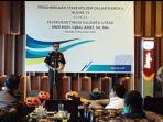 kajati-sulut-andi-muh-iqbal-arief-terima-penghargaan.jpg