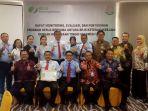 kajati-sulut-terima-piagam-penghargaan-dari-deputi-direktur-bpjs-ketenagakerjaan-sulawesi-maluku.jpg