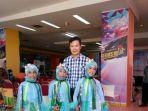 kak-daniel-bersama-beberapa-anak-dalam-salah-satu-acara-di-manado.jpg