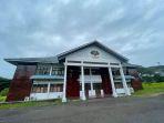 kampus-akademi-maritim-indonesia-ami-bitung-yang-kini-sudah-tak-aktif.jpg