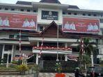 kantor-wali-kota-manado-zona-merah.jpg