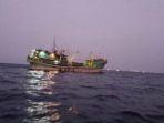 kapal-km-starindo-jaya-vi-di-perairan-pulau-pari-6666.jpg