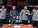 kapolda-metro-jaya-irjen-pol-fadil-imran-bersama-pangdam-jaya-mayjen-tni-dudung-abdurachman.jpg