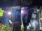kecelakaan-mobil-pikap-terjun-ke-jurang-di-Kebumen-Jumat-11022023.jpg