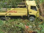 kecelakaan-mobil-satpol-pp-di-pincak-jaya-papua.jpg