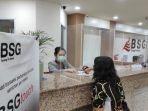 keempat-terdakwa-yang-mencuri-uang-milyaran-nasabah-bank-sulutgo.jpg