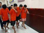 keempat-tersangka-pembegalan-di-sebuah-warteg-34674.jpg