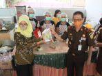 kejati-sulut-bersama-ketua-iad-bersama-berada-di-dapur-sahabat.jpg