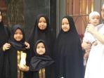 keluarga-novel-baswedan-istri-serta-anak-anaknya.jpg