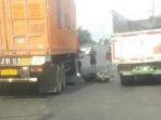 korban-di-kolong-truk-34634.jpg