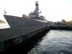 kri-john-lie-bersandar-di-pelabuhan-bitung.jpg