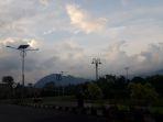 lampu-jalan-di-jalan-dua-arah-depan-kantor-bupati-boltim.jpg