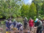 lantamal-viii-manado-dan-pln-suluttenggo-konsisten-dukung-hutan-mangrove.jpg