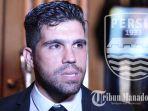 lewat-instagram-story-fabiano-baltrame-kirim-kode-resmi-berseragam-persib-bandung-2-hari-lagi.jpg