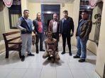 mabuk-lem-dan-buat-keributan-545454102.jpg