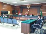 mantan-bupati-talaud-sri-wahyumi-maria-manalip-divonis-empat-tahun-0.jpg