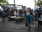 melihat-kesibukan-di-pelabuhan-kelas-iii-manado-rabu-306202114.jpg