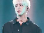 member-grup-musik-shinee-kim-jonghyun_20171219_072732.jpg