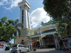 menara-masjid-raya-achmad-yani-jalan-wr-supratman-komo-dalam-gfhfhfh.jpg