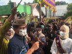 menparekraf-sandiaga-uno-disambut-dengan-upacara-adat.jpg