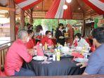 mensos-tri-rismaharini-saat-bertemu-para-kepala-daerah-di-kota-bitung.jpg