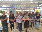 menyerahkan-satu-unit-rakit-untuk-dijadikan-tempat-rekreasi-hfgh8.jpg